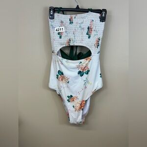 Cupshe large one piece 12” p2p w/stretch 24” length preowned no padding